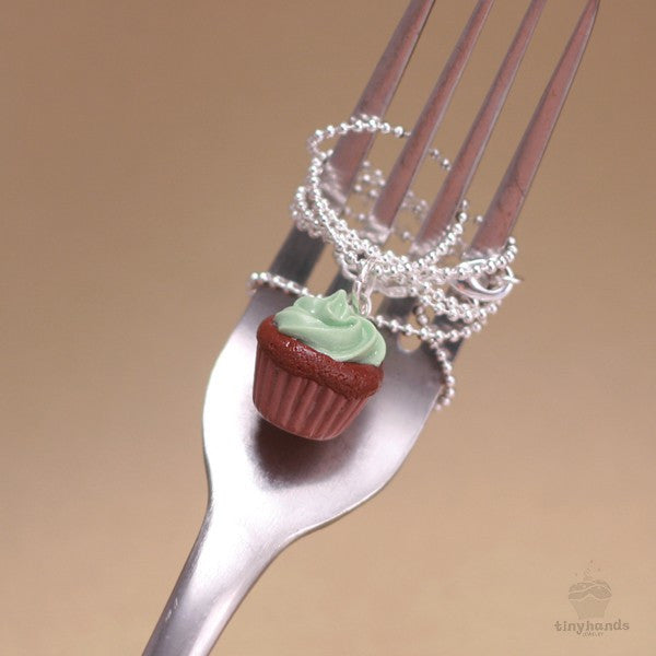 Scented Mint Chocolate Cupcake Necklace - Tiny Hands
 - 4