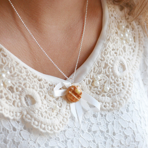 Scented Butter & Maple Syrup Waffle Necklace