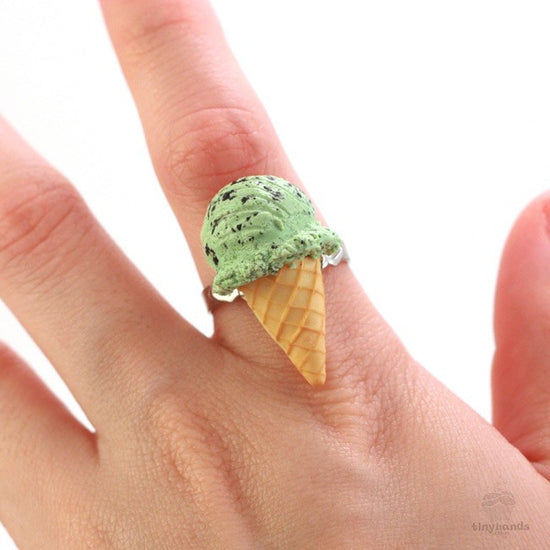Load image into Gallery viewer, Scented Mint Chocolate Ice-Cream Ring - Tiny Hands
 - 5
