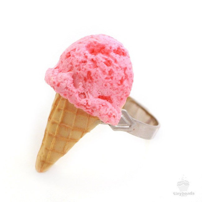 Load image into Gallery viewer, Scented Strawberry Ice-Cream Ring - Tiny Hands
 - 3
