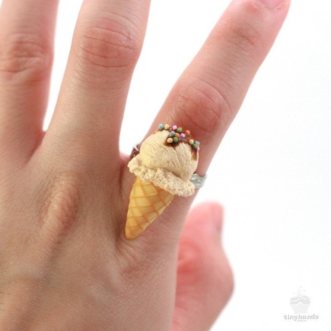 Load image into Gallery viewer, Scented Vanilla Ice-Cream Ring - Tiny Hands
 - 5
