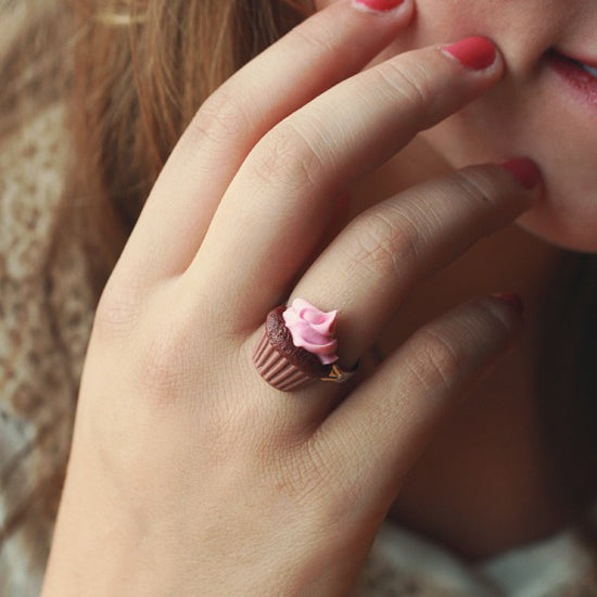 Scented Strawberry Chocolate Cupcake Ring - Tiny Hands
 - 2
