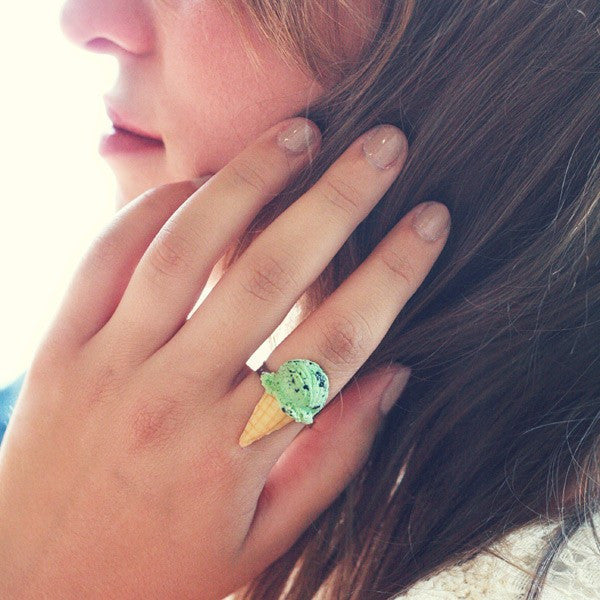Scented Mint Chocolate Ice-Cream Ring - Tiny Hands
 - 2