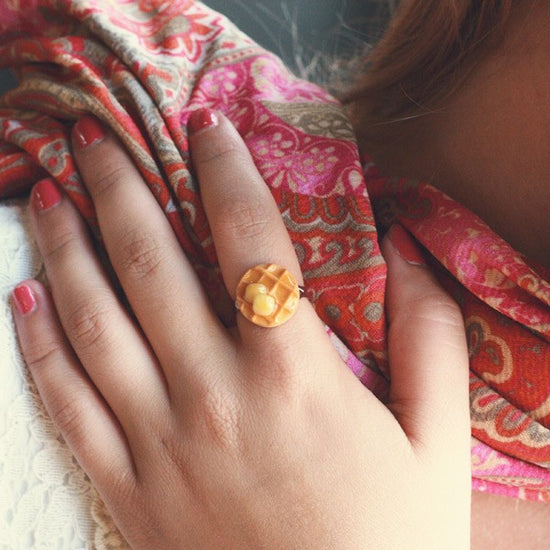 Scented Butter & Maple Syrup Waffle Ring - Tiny Hands
 - 2