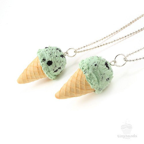 Scented Mint Chocolate Chip Ice-Cream Necklace - Tiny Hands
 - 4