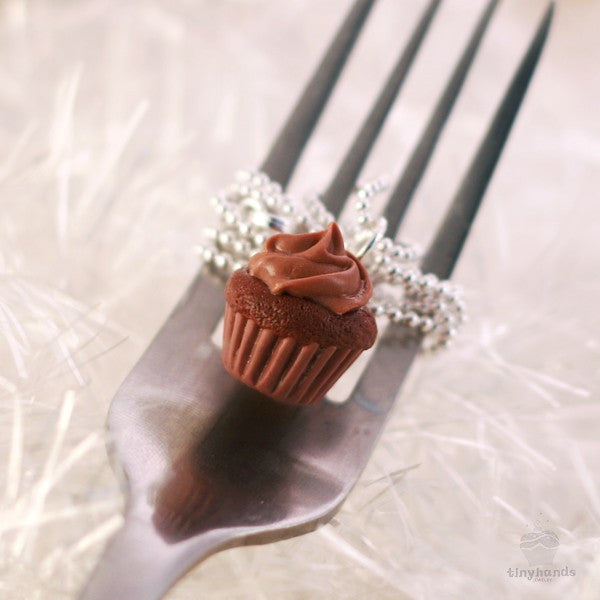 Scented Chocolate Cupcake Necklace - Tiny Hands
 - 3