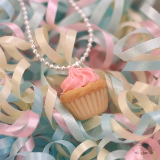 Scented Birthday Cupcake Necklace - Tiny Hands
 - 4